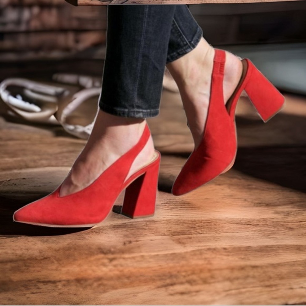 Vince Camuto Tashinta Chunky Block Heel Sling Back V Cut Pump